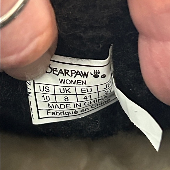 BEAR PAWS WOMENS BUTTON FLAT BLACK SUEDE UPPER ROSY SNOW BOOTIES SZ 10 - Picture 9 of 10